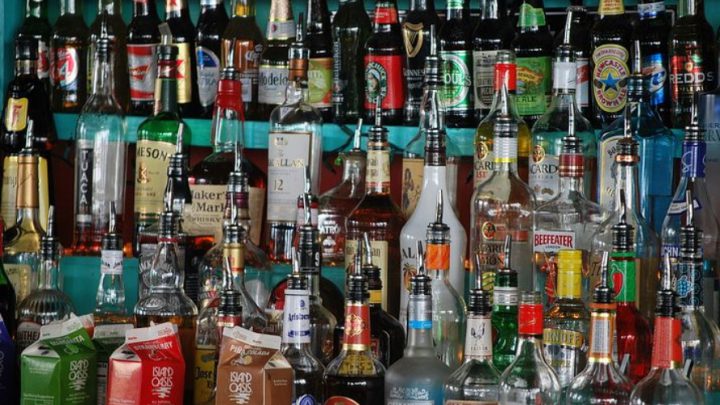 Częściowy zakaz sprzedaży alkoholu w kolejnych dzielnicach Katowic.