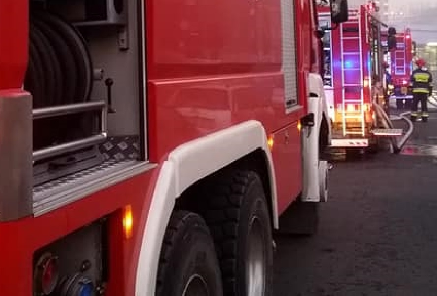 Pożar w Katowicach. Pięć osób trafiło do szpitala.