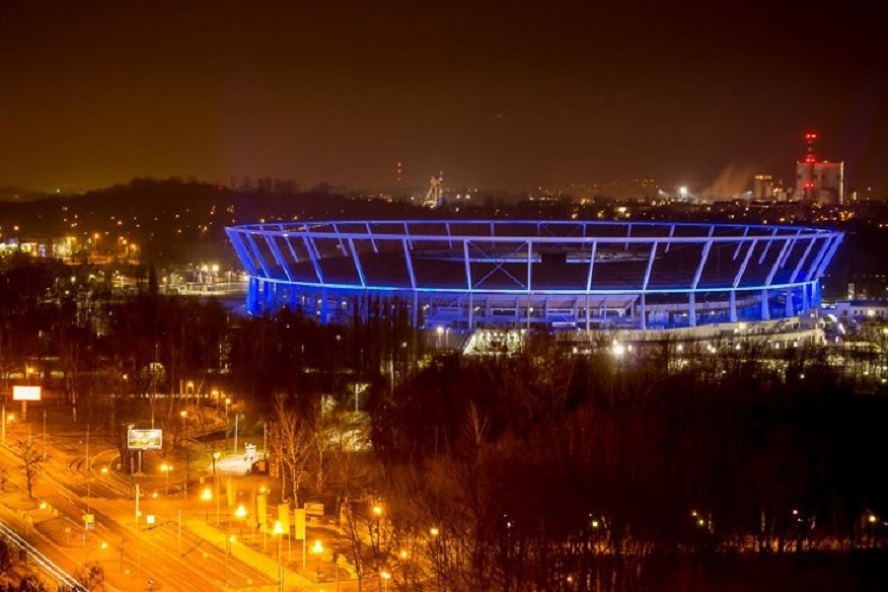 Dziś wieczór w kolorze niebieskim. Nie tylko Stadion Śląski.