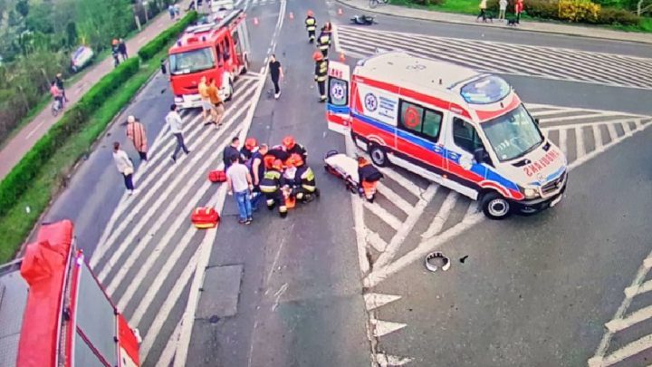 Ludzie ścigali pijaka, który rozpędzonym audi staranował motocyklistę. Następnie na piechotę uciekał z miejsca wypadku.