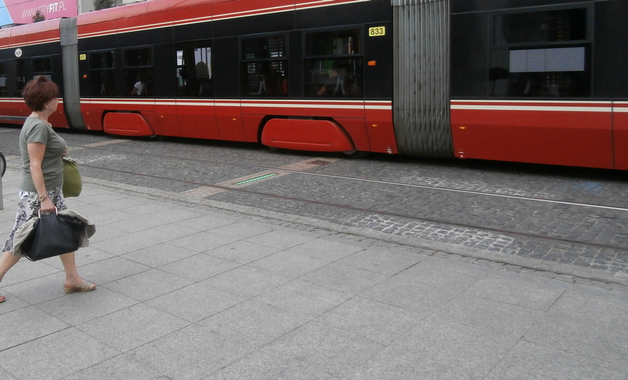 Parada tramwajów w Katowicach. Wszystkich chętnych zabiorą na swój pokład. A kto dojedzie na miejsce, ten będzie mógł zobaczyć m.in. pokaz podnoszenia tramwaju.