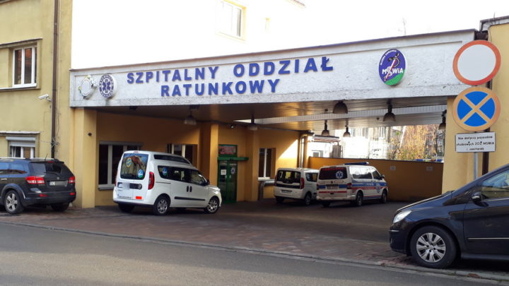 Chorego na COVID-19 posła Jerzego Polaczka przewieziono z domu do szpitala w Katowicach.