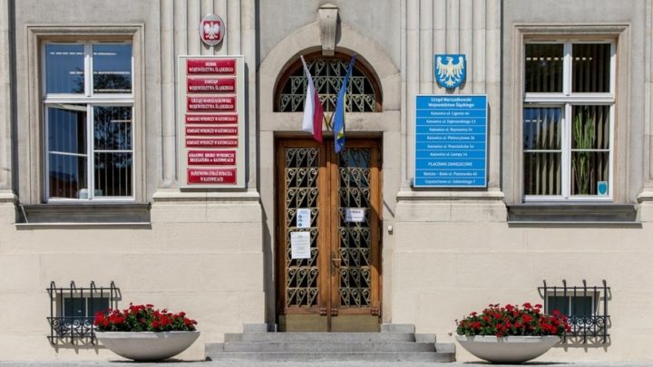 Członek zarządu województwa śląskiego z pozytywnym wynikiem testu na obecność koronawirusa.