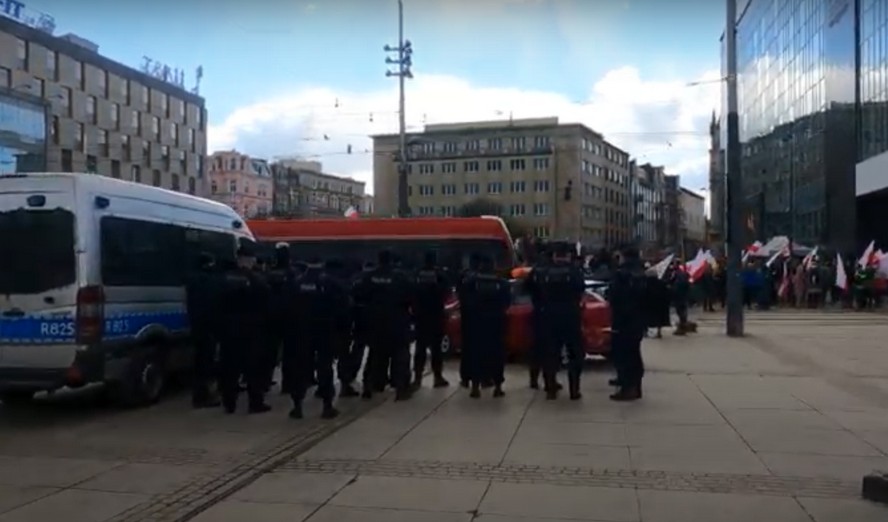 Dziś w Katowicach odbył się „Marsz o wolność”. Manifestacja antycovidowa i antymaseczkowa.