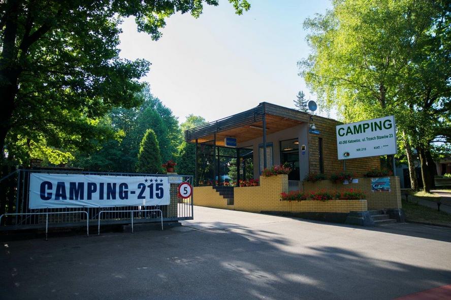 Camping 215. To nowoczesna baza turystyczna w Katowicach.