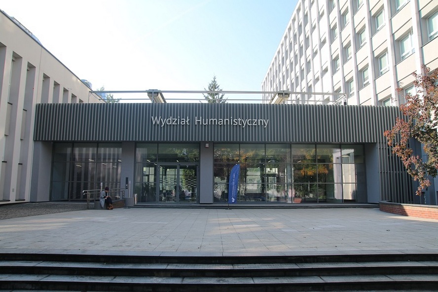Wydział Humanistyczny Uniwersytetu Śląskiego w Katowicach ma nową siedzibę.